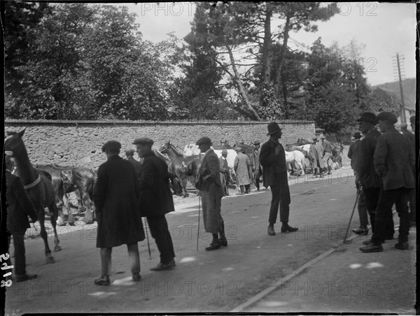 Fosse Way, Stow-on-the-Wold, Cotswold, Gloucestershire, 1928. Creator: Katherine Jean Macfee.