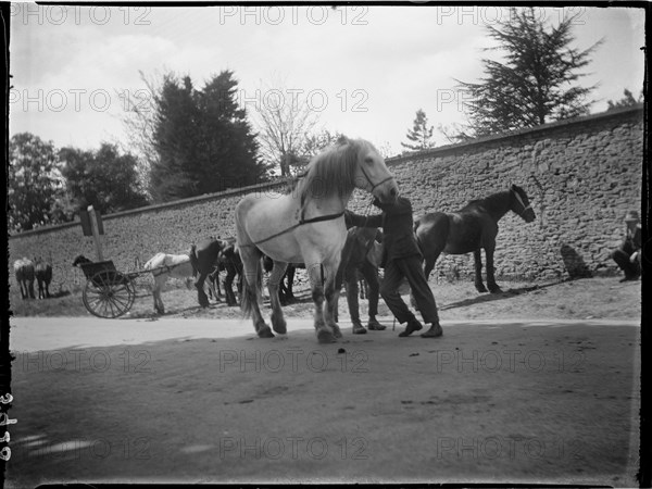 Fosse Way, Stow-on-the-Wold, Cotswold, Gloucestershire, 1928. Creator: Katherine Jean Macfee.