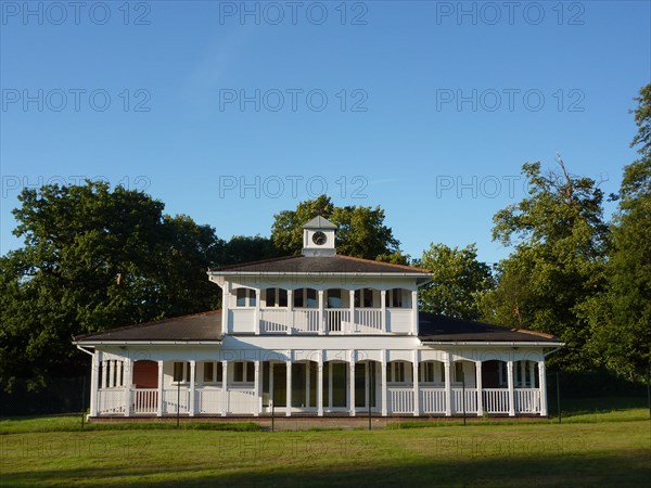 Repton Park, The Pavilion, Clarence Gate, Woodford Green, Redbridge, London, 2009. Creator: Simon Inglis.