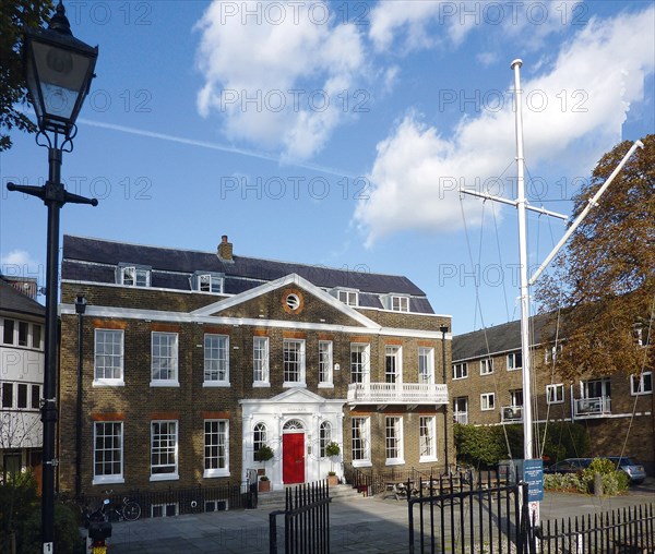 Linden House, Upper Mall, Hammersmith, Hammersmith and Fulham, London, 2011. Creator: Simon Inglis.