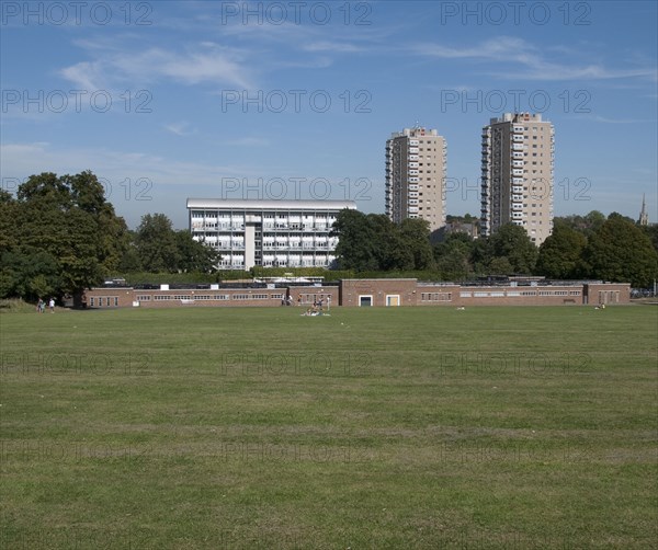 Brockwell Lido, Dulwich Road, Brockwell Park, Lambeth, London, 2012. Creator: Simon Inglis.