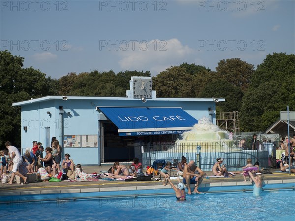 Tooting Bec Lido, Tooting Bec Road, Streatham, Wandsworth, London, 2013. Creator: Simon Inglis.