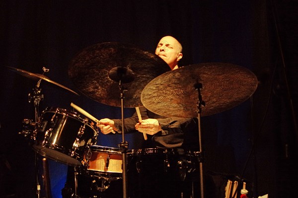 Asaf Sirkis, Emma Rawicz Quintet, Verdict Jazz Club, Brighton, East Sussex, 2022. Creator: Brian O'Connor.