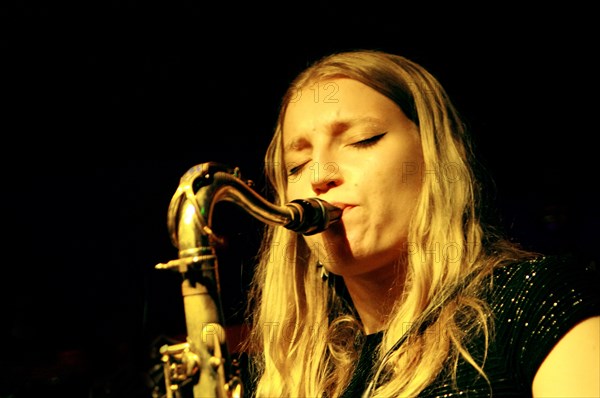 Emma Rawicz, Emma Rawicz Quintet, Verdict Jazz Club, Brighton, East Sussex, 2022. Creator: Brian O'Connor.