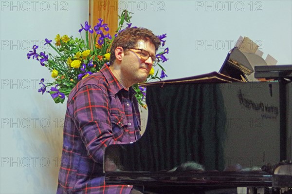 Barry Green, Elaine Delmar and Friends, National Jazz Archive Fundraiser, Loughton, Essex, 2022. Creator: Brian O'Connor.