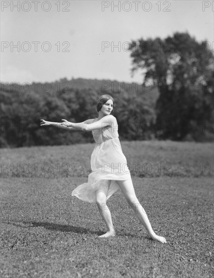 Hawley, Katherine, 1921 July 28. Creator: Arnold Genthe.