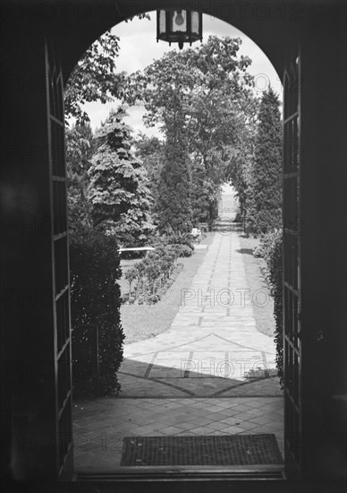 Edge, Charles N., garden, 1933 June 18. Creator: Arnold Genthe.