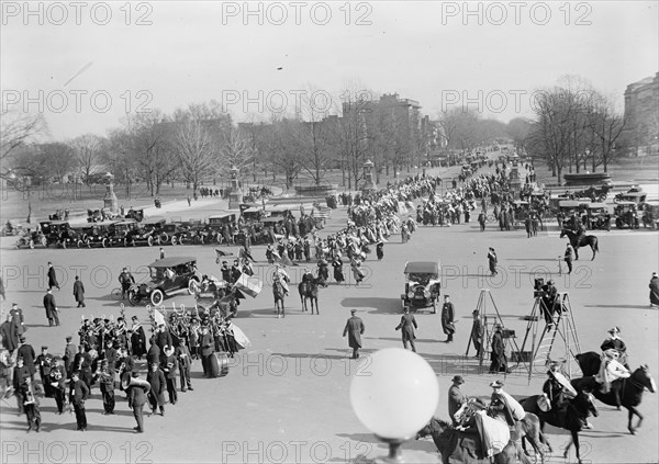Woman Suffrage - March On Capitol, 1916. Creator: Harris & Ewing.