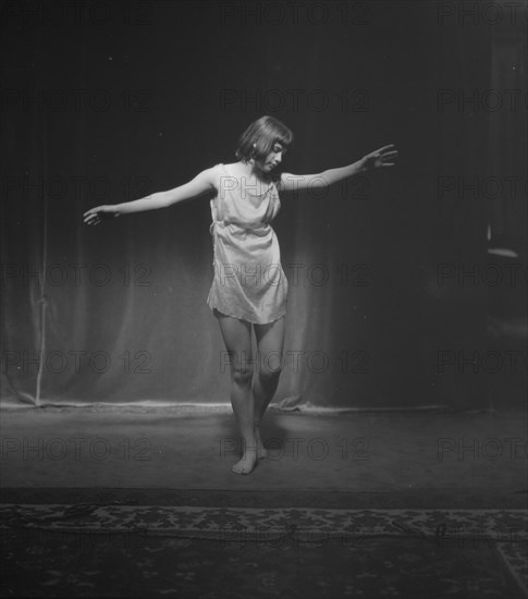 Elizabeth Duncan dancers and children, 1916 Creator: Arnold Genthe.