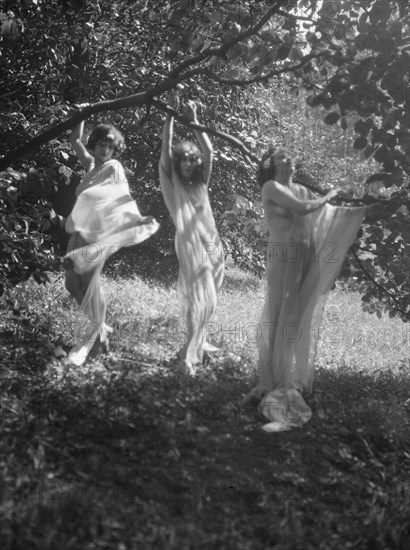 Elizabeth Duncan dancers and children, 1920 Creator: Arnold Genthe.