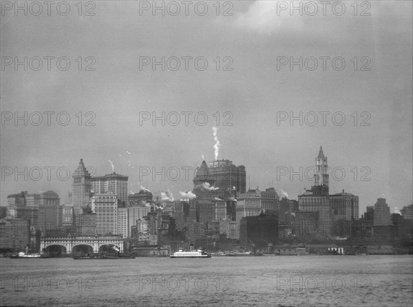 New York City views, between 1931 and 1938. Creator: Arnold Genthe.