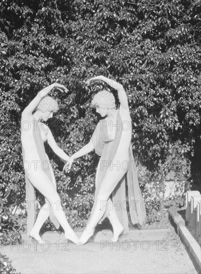 Marion Morgan dancers, between 1914 and 1927. Creator: Arnold Genthe.