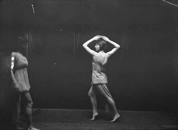 Marion Morgan dancers, between 1914 and 1927. Creator: Arnold Genthe.