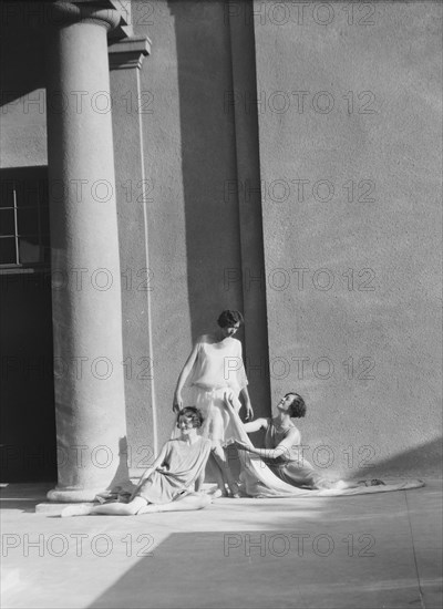 University of California at Berkeley dancers, 1927 Creator: Arnold Genthe.