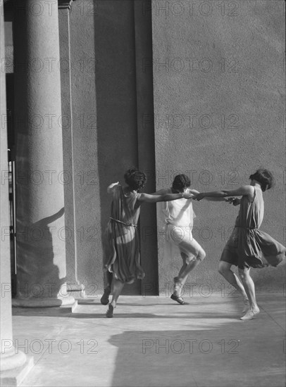 University of California at Berkeley dancers, 1927 Creator: Arnold Genthe.