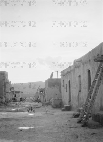 Acoma, New Mexico area views, between 1899 and 1928. Creator: Arnold Genthe.