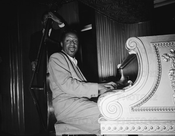 Portrait of Erroll Garner, New York, N.Y., 1946. Creator: William Paul Gottlieb.