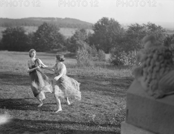 Elizabeth Duncan dancers and children, between 1916 and 1941. Creator: Arnold Genthe.