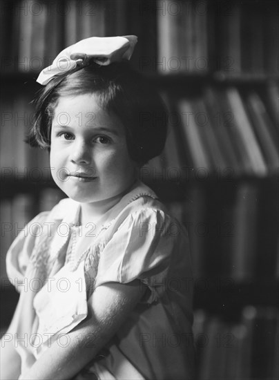 Jewish Federation activities involving children, 1934 Sept. 17. Creator: Arnold Genthe.