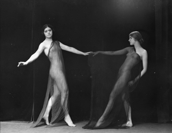 Wanger, Beatrice, Miss, and Miss Marian Berenger, 1918 or 1919. Creator: Arnold Genthe.