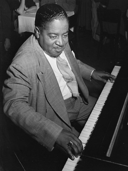 Portrait of Pete Johnson, Café Society (Downtown)(?), New York, N.Y., ca. Aug. 1946. Creator: William Paul Gottlieb.