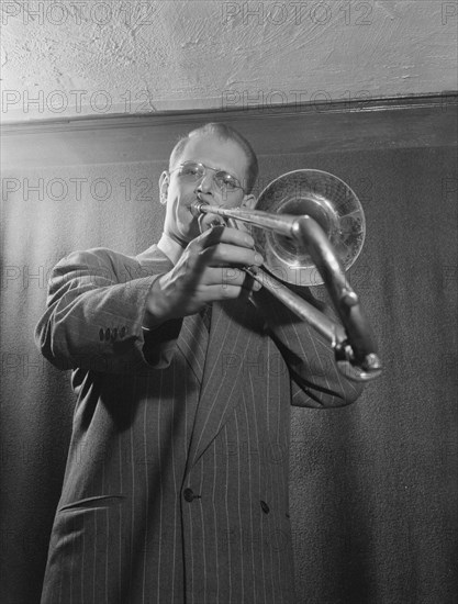 Portrait of Bill Harris, William P. Gottlieb's home (table tennis room), N.Y., ca. Apr. 1947. Creator: William Paul Gottlieb.