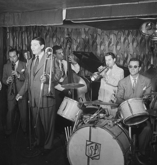 Portrait of Jack Teagarden, Peanuts Hucko, Jack Lesberg, and Max Kaminsky, Famous Door, N.Y., 1947. Creator: William Paul Gottlieb.