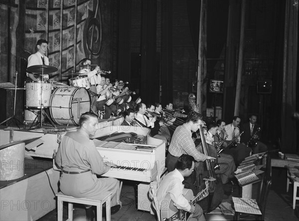 Portrait of Stan Kenton, Laurindo Almeida, Eddie Safranski, Bob Cooper...Richmond, Va.(?),1947 or 48 Creator: William Paul Gottlieb.