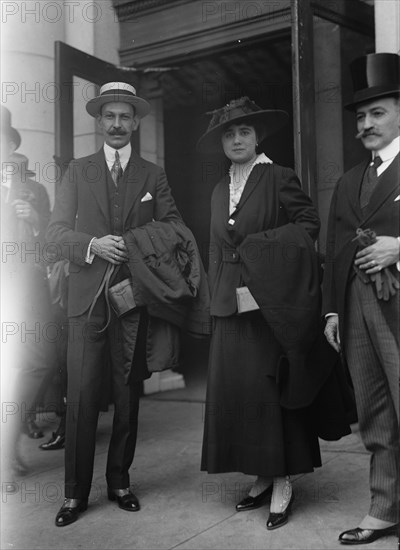 Cuban War Mission To The U.S. General Jose Martin [sic] And Wife, And Dr. Decespedes...1917 Creator: Harris & Ewing.