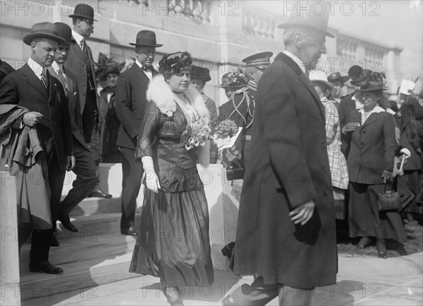 Daughters of American Revolution - President And Mrs. Wilson, Col. Harts..., 1916 Creator: Harris & Ewing.