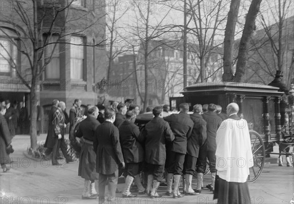 Funeral of Admiral George Dewey, U.S.N., 1917. Creator: Harris & Ewing.