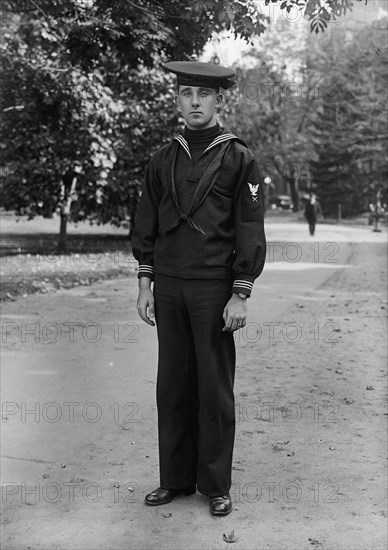 C. Dunbar, Sailor, U.S.N. (W.), 1917. Creator: Harris & Ewing.