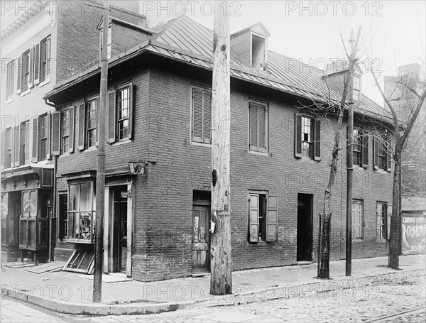 Flags - House Where American Flag Was Made, 1914. Creator: Harris & Ewing.