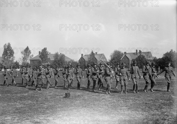 Fort McHenry - Groups, 1917. Creator: Harris & Ewing.