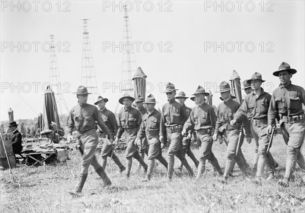 Fort McHenry - Groups, 1917. Creator: Harris & Ewing.