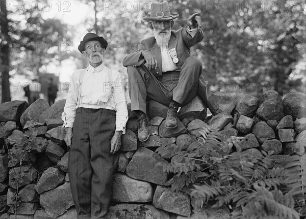 Gettysburg Reunion: G.A.R. & U.C.V., 1913. Creator: Harris & Ewing.