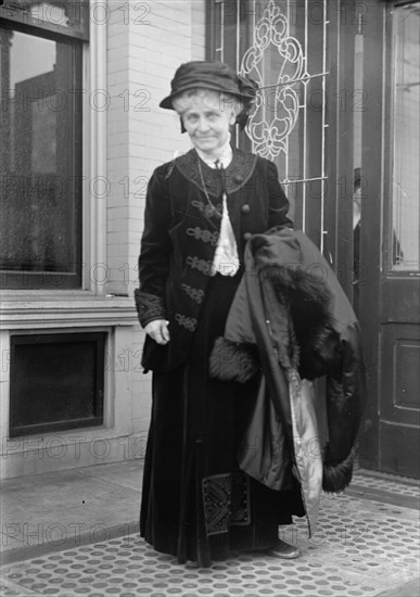 Mrs. John B. Henderson, 1913. Creator: Harris & Ewing.