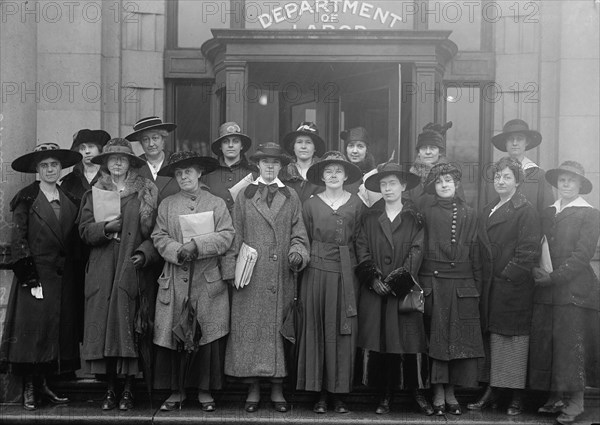 High Cost of Living - Investigators at Labor Dept. Miss Dorthea C. Davis; Mrs. Minnie E...., 1917. Creator: Harris & Ewing.
