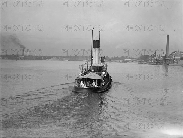 U.S.S. Memphis, Sick, Brought Home By U.S. Hospital Ship 'solace', 1916. Creator: Harris & Ewing.