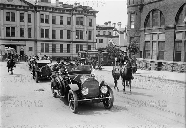 Dr. Lauro Muller, Minister of Foreign Affairs of Brazil - Envoy from Brazil To Return Visit...,1913 Creator: Harris & Ewing.