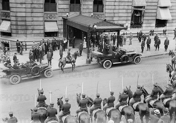 Dr. Lauro Muller, Minister of Foreign Affairs of Brazil - Envoy from Brazil To Return Visit...,1913 Creator: Harris & Ewing.