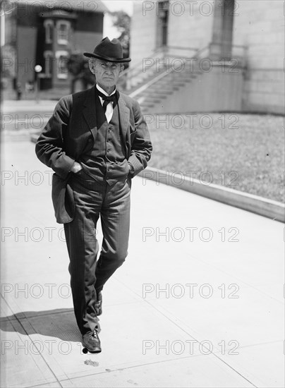 Lawrence Yates Sherman, 1913.  Creator: Harris & Ewing.