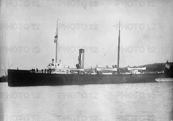 Ships, 1914. Creator: Harris & Ewing.