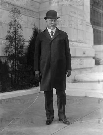 Bernard Shoninger of Paris, 1917. Creator: Harris & Ewing.