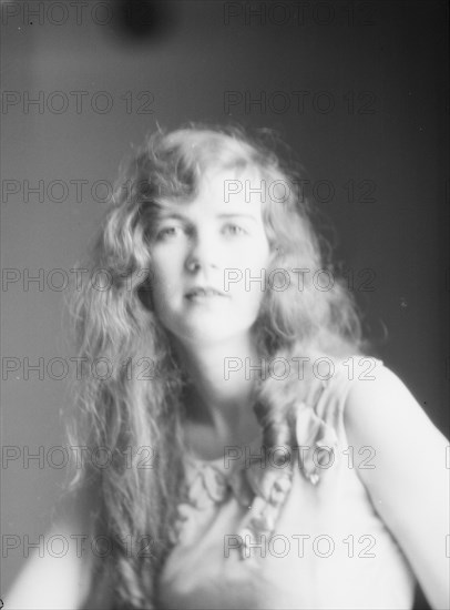 Barnett, Sally, Miss, portrait photograph, 1927 Creator: Arnold Genthe.