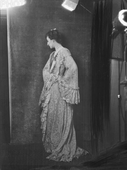 Eames, Claire [i.e. Clare], portrait photograph, 1926 Feb. 11. Creator: Arnold Genthe.