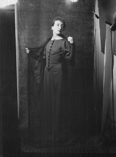 Eames, Claire [i.e. Clare], portrait photograph, 1926 Feb. 11. Creator: Arnold Genthe.