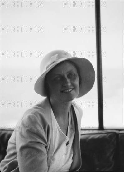 Van Der Steiken, Mrs., portrait photograph, 1931 Creator: Arnold Genthe.