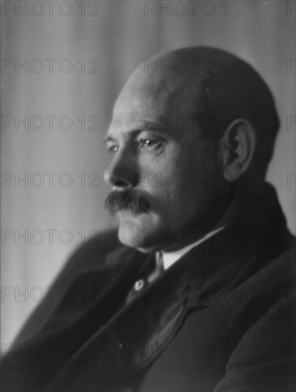 Borglum, Gutzon, Mr., portrait photograph, 1915 Jan. 15. Creator: Arnold Genthe.