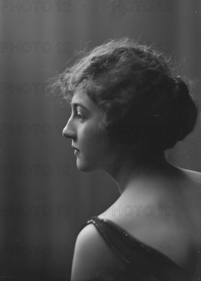 Bridges, C., Miss, portrait photograph, 1917 Apr. 18. Creator: Arnold Genthe.